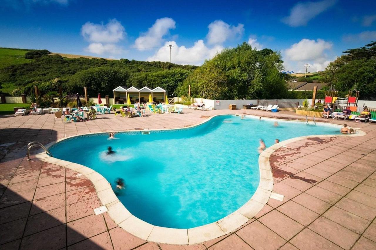 Nb12 Entire Caravan - Newquay Holiday home